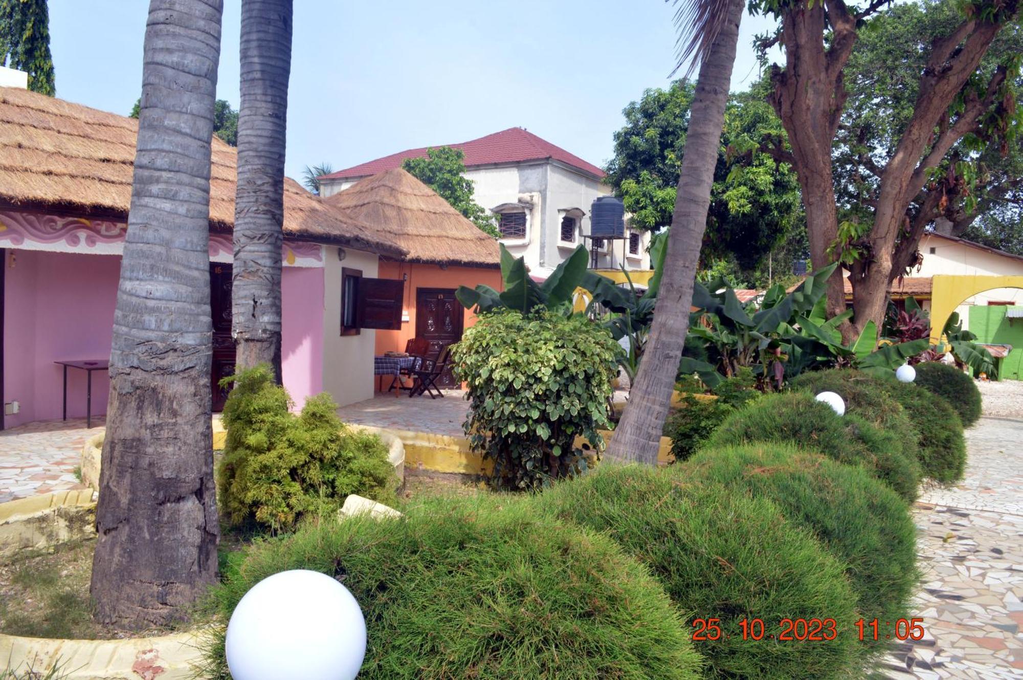 Easy Time Lodge Kololi Dış mekan fotoğraf
