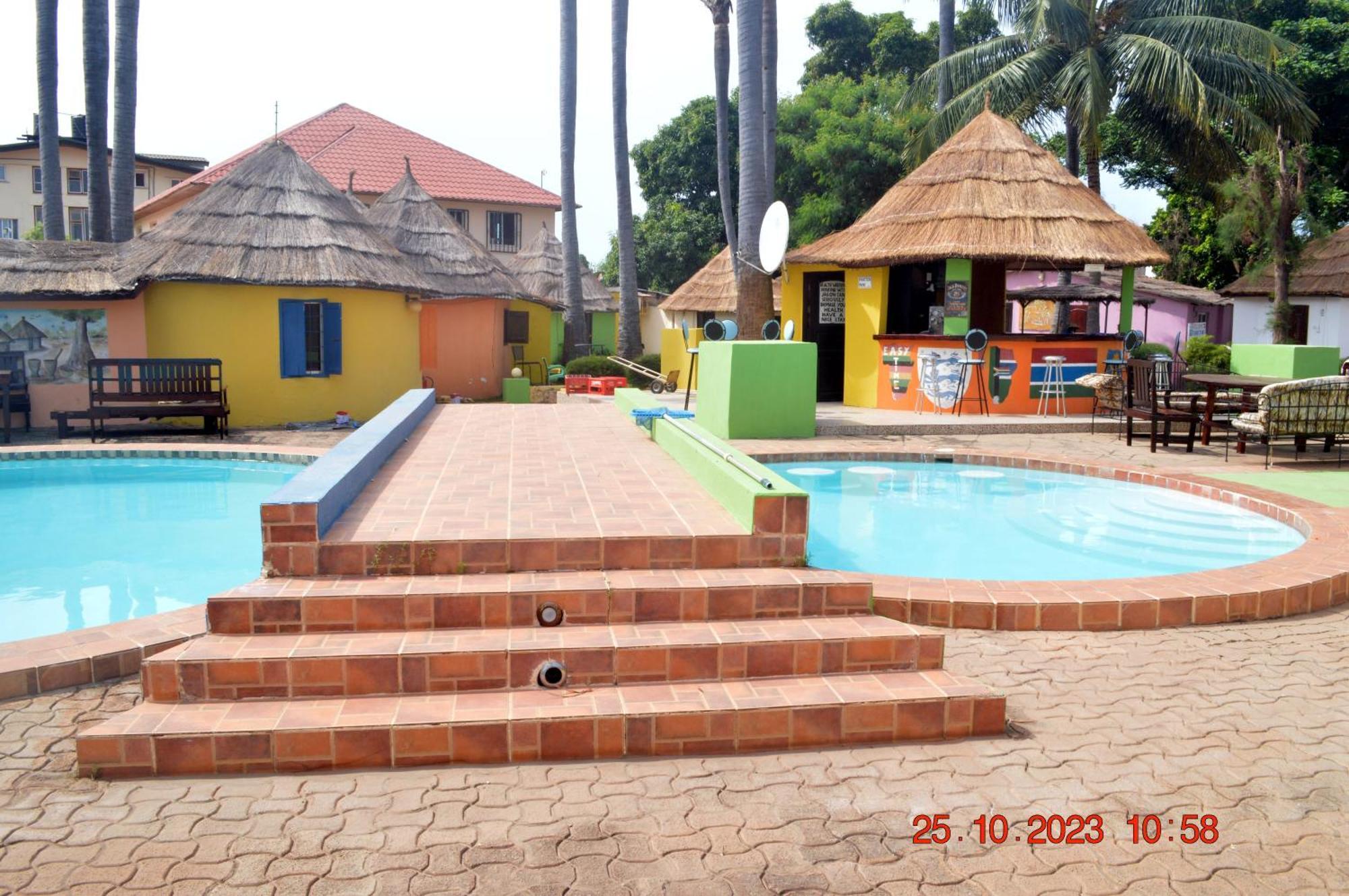 Easy Time Lodge Kololi Dış mekan fotoğraf
