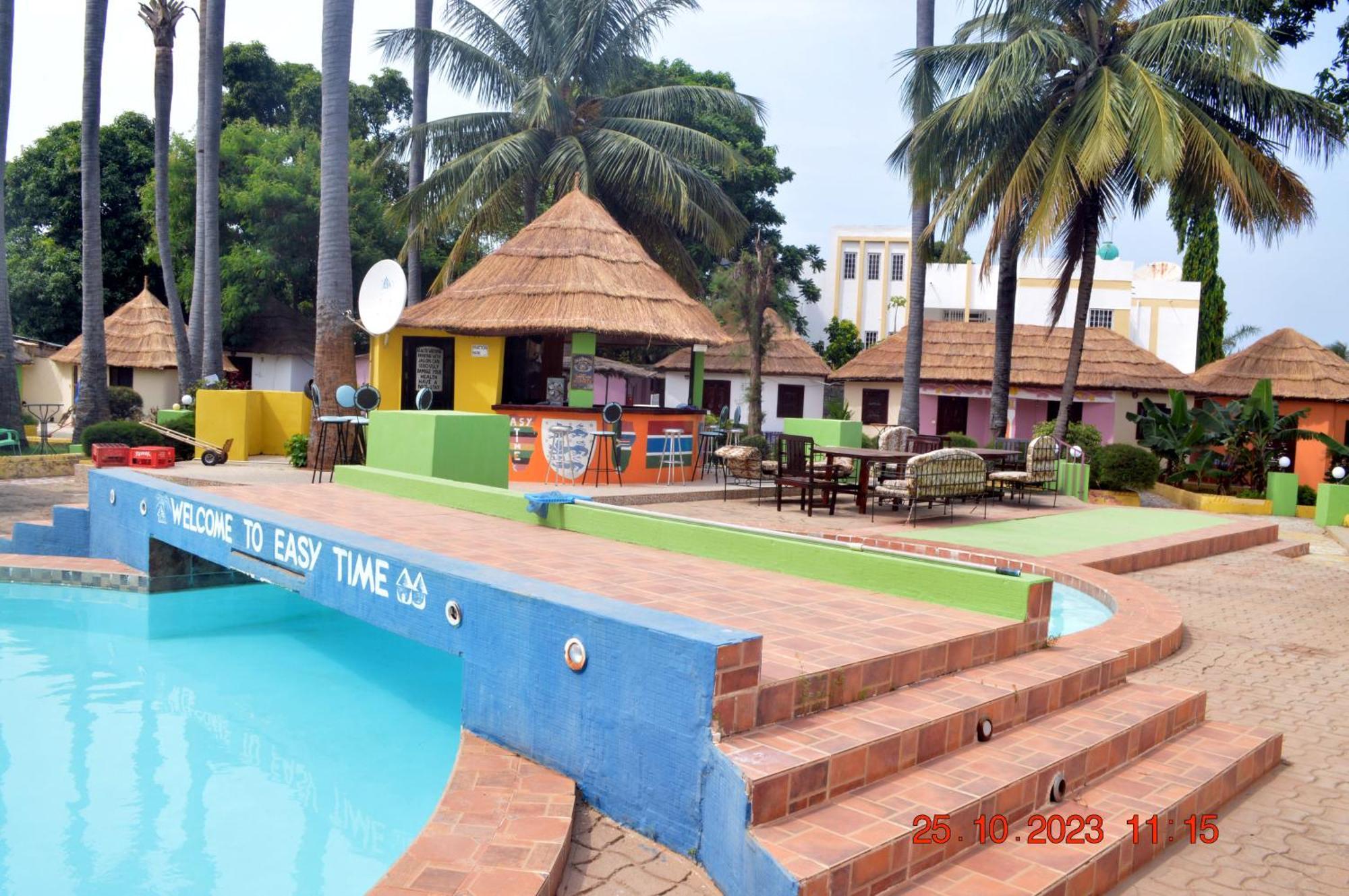 Easy Time Lodge Kololi Dış mekan fotoğraf